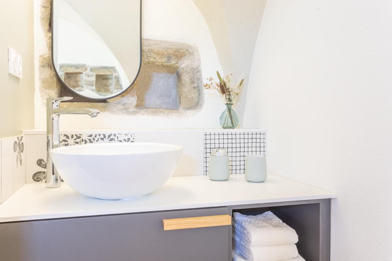 Les Tours Carrees Bed and Breakfast La Motte-Servolex Εξωτερικό φωτογραφία