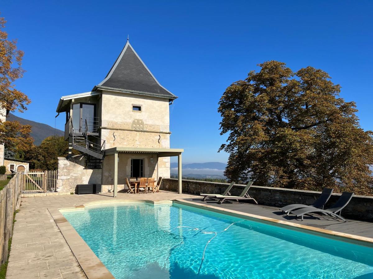 Les Tours Carrees Bed and Breakfast La Motte-Servolex Εξωτερικό φωτογραφία
