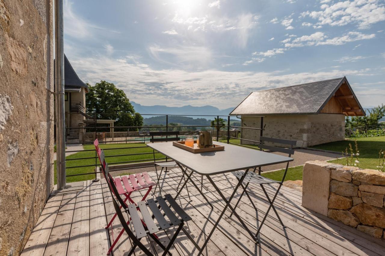 Les Tours Carrees Bed and Breakfast La Motte-Servolex Εξωτερικό φωτογραφία